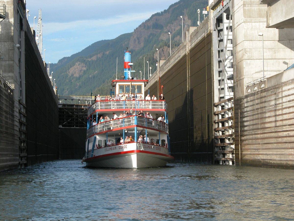 Bonneville Dam & Lockage.